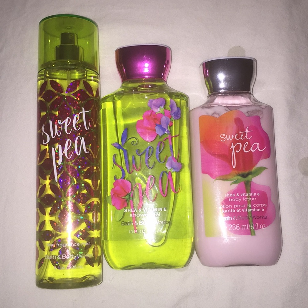 ✨Bath and Body works Sweet Pea set✨